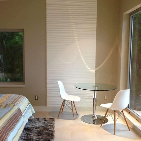 Pointhouse Suites On Sargeant Bay Halfmoon Bay Exteriér fotografie